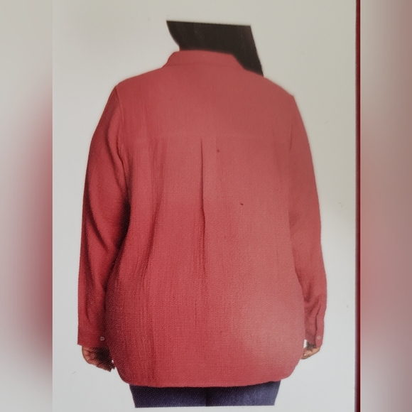 Jessica Simpson, XXL, NWT, 100%, lightweight cotton shirt, terra cotta color. - Picture 2 of 5